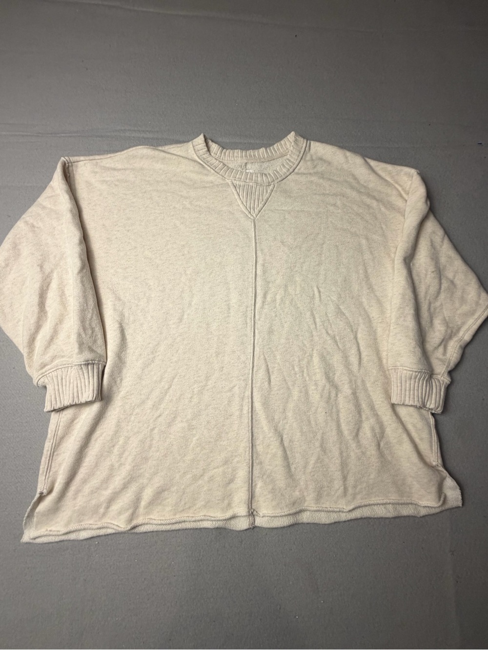 aerie Cream V-Stitch Crewneck Sweatshirt oversize xs